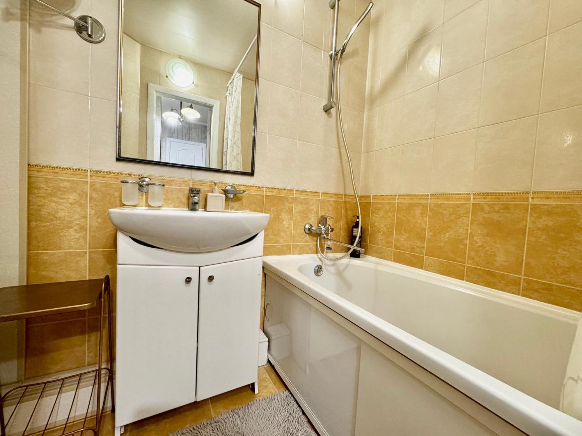 Apartpoltava Смак Італії У Самому Центрі Полтави , Білосніжна Студія В Новобудові, Банківський Чек Exterior foto